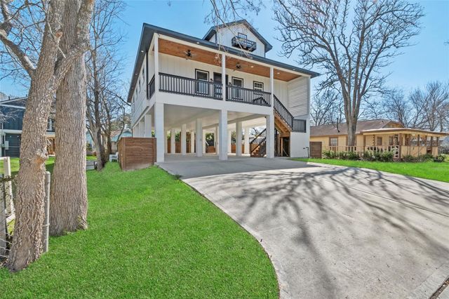 3133 Hamilton St, La Porte, TX 77571