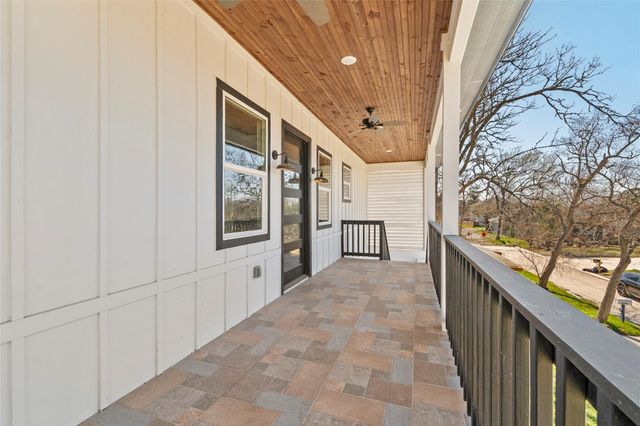 3133 Hamilton St, La Porte, TX 77571