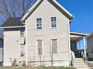 514 W 20th Street, Lorain, OH 44052
