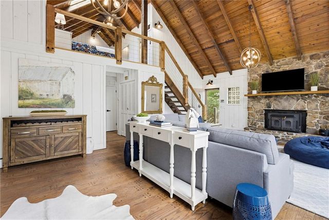 66 Tamarack Point, Jasper, GA 30143