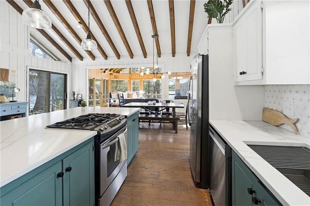 66 Tamarack Point, Jasper, GA 30143