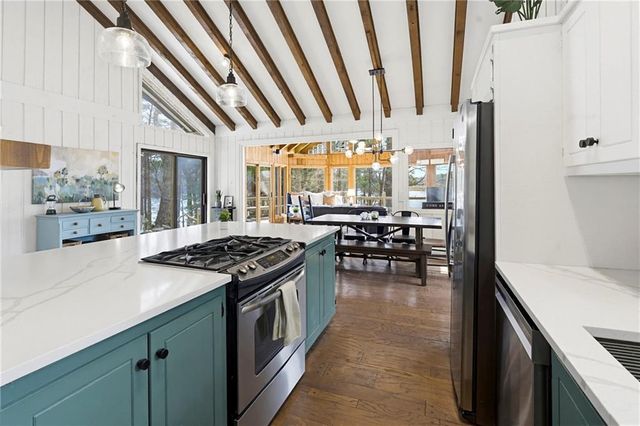 66 Tamarack Point, Jasper, GA 30143