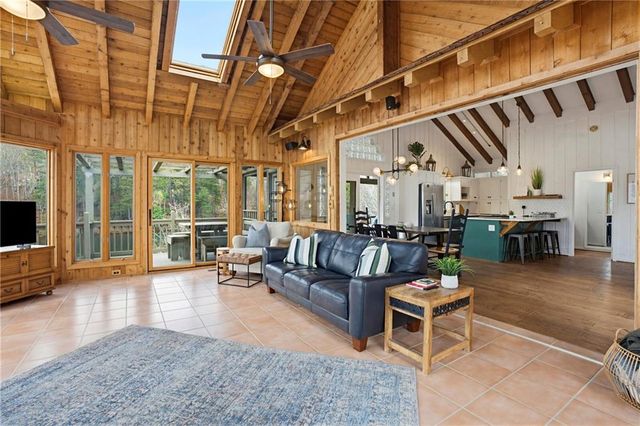 66 Tamarack Point, Jasper, GA 30143