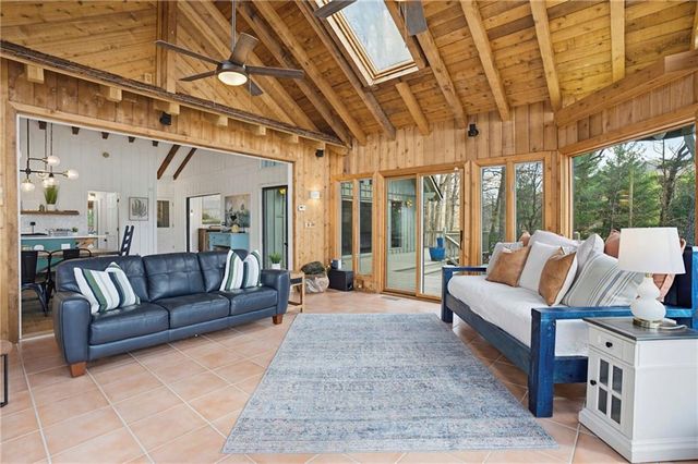 66 Tamarack Point, Jasper, GA 30143