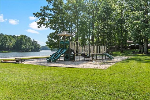 66 Tamarack Point, Jasper, GA 30143