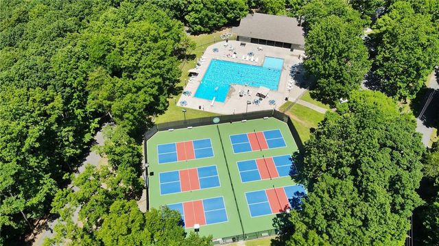 66 Tamarack Point, Jasper, GA 30143