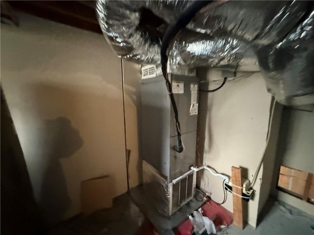 2743 Pine Hill NW Drive, Kennesaw, GA 30144