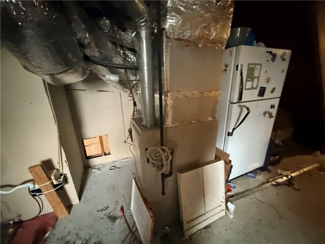 2743 Pine Hill NW Drive, Kennesaw, GA 30144