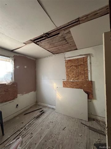 7444 Pilgrim Street, Detroit, MI 48238