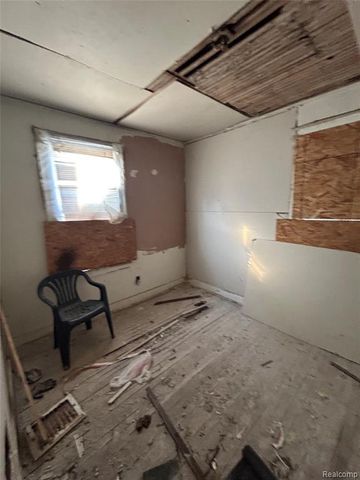 7444 Pilgrim Street, Detroit, MI 48238