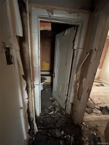 7444 Pilgrim Street, Detroit, MI 48238