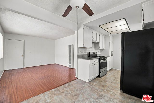 927 S Berendo Street, Los Angeles, CA 90006