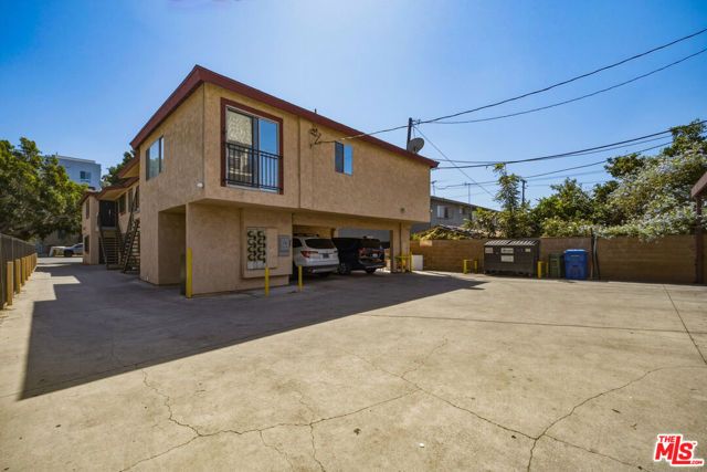 927 S Berendo Street, Los Angeles, CA 90006