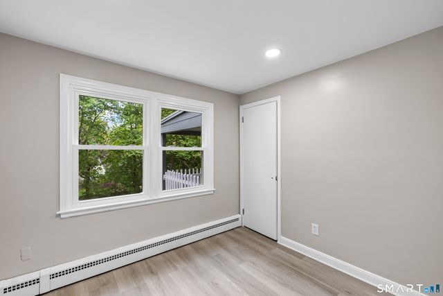 110 Greenwood Drive, Manchester, CT 06042