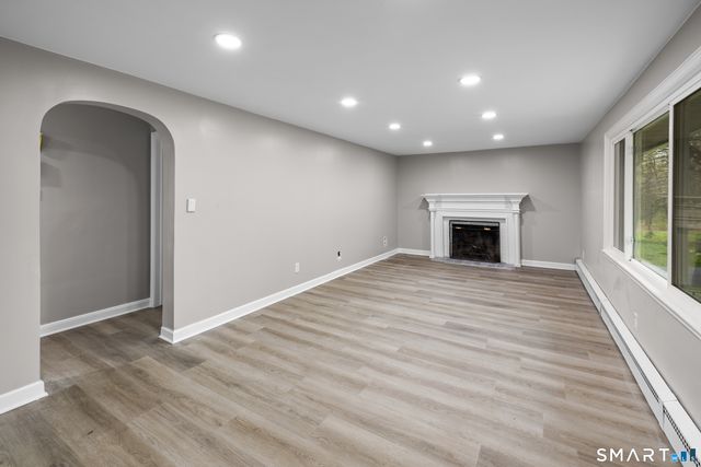 110 Greenwood Drive, Manchester, CT 06042