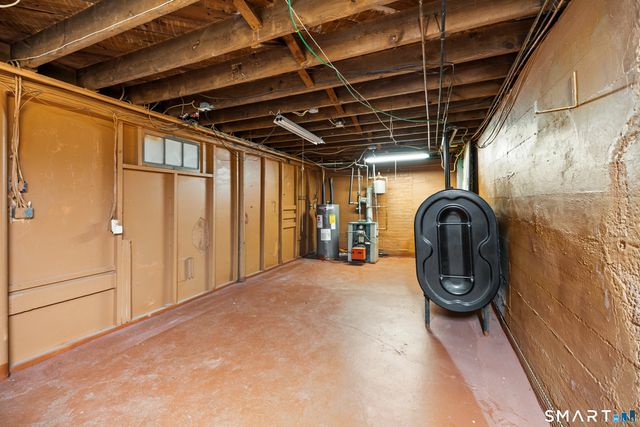 110 Greenwood Drive, Manchester, CT 06042
