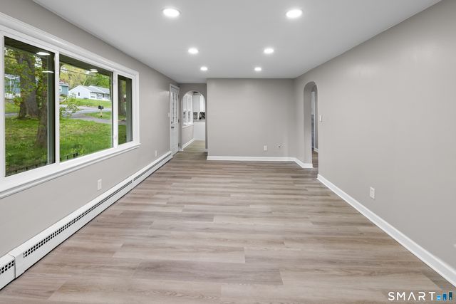 110 Greenwood Drive, Manchester, CT 06042