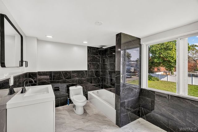 212 Chester Street, Buffalo, NY 14208