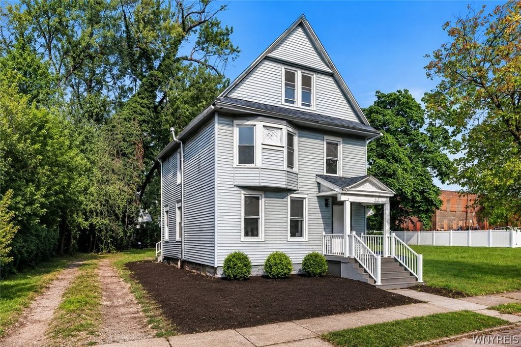212 Chester Street, Buffalo, NY 14208