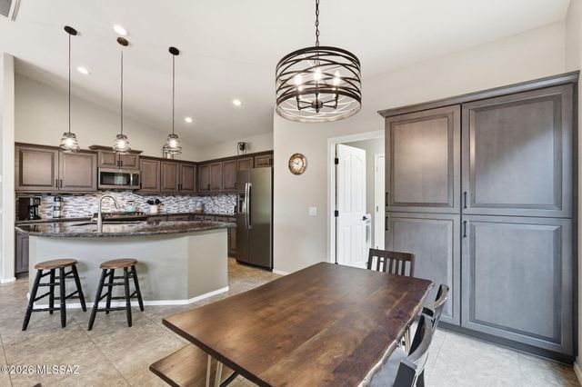 62870 E Amberwood Drive, Tucson, AZ 85739