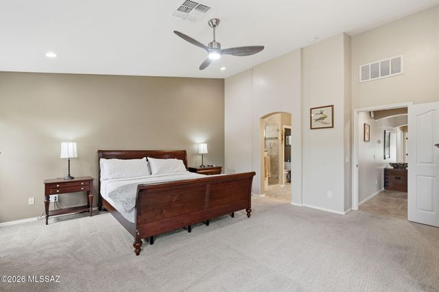 62870 E Amberwood Drive, Tucson, AZ 85739