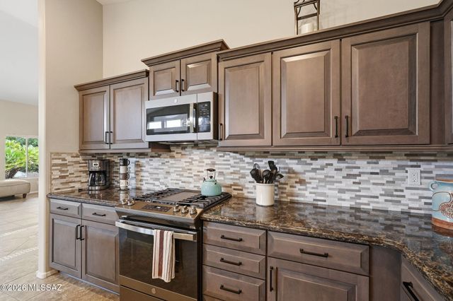 62870 E Amberwood Drive, Tucson, AZ 85739