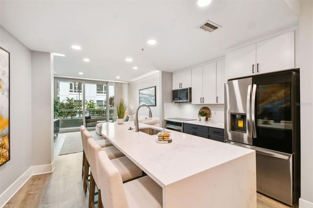912 CHANNELSIDE DRIVE 2316, Tampa, FL 33602