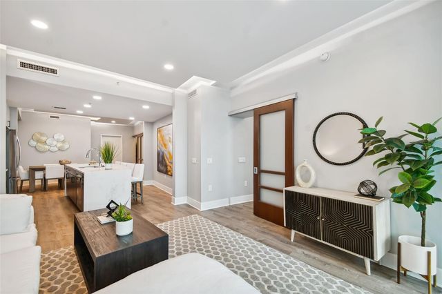 912 CHANNELSIDE DRIVE 2316, Tampa, FL 33602