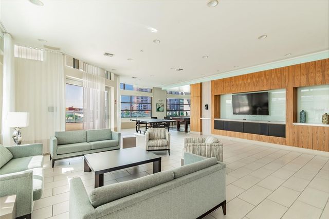 912 CHANNELSIDE DRIVE 2316, Tampa, FL 33602
