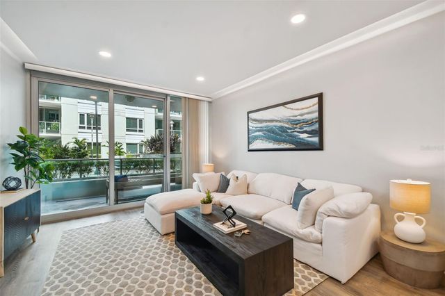 912 CHANNELSIDE DRIVE 2316, Tampa, FL 33602
