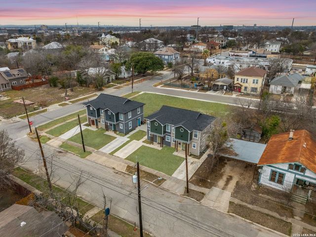 903 Dawson, San Antonio, TX 78202