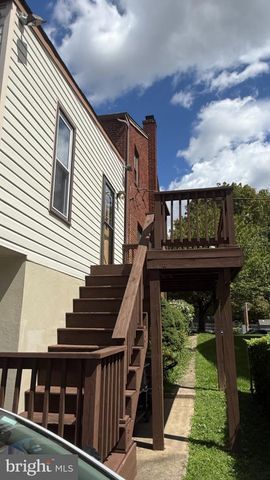 302 FELTON AVE, Sharon Hill, PA 19079