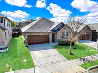 424 LANDMARK FALLS, Cibolo, TX 78108