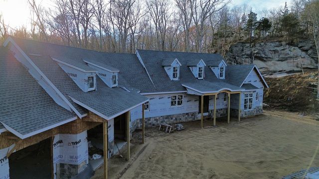 41 Whippoorwill Road, Old Lyme, CT 06371