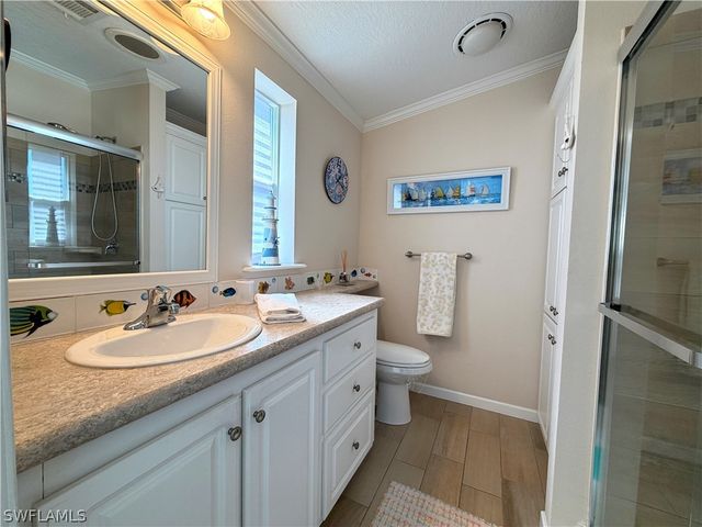 4750 Lantern LN W, Estero, FL 33928