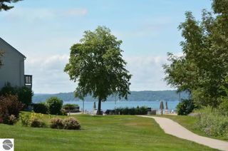 5605 E Creeks Crossing # 36, Williamsburg, MI 49690