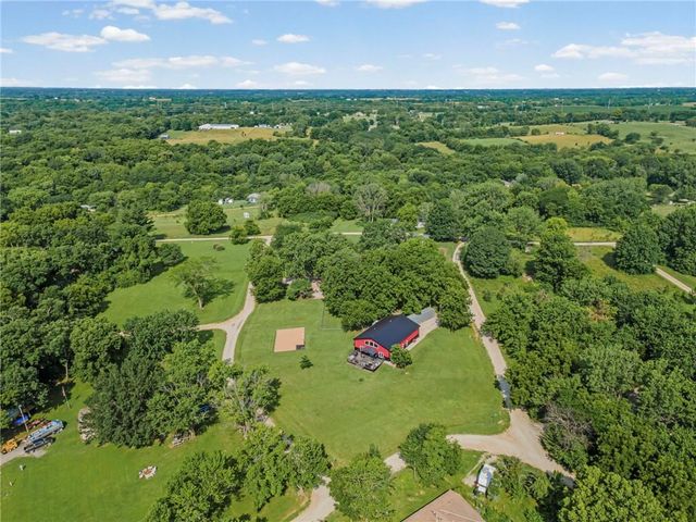 4640 SE Kickapoo Drive, Lathrop, MO 64465