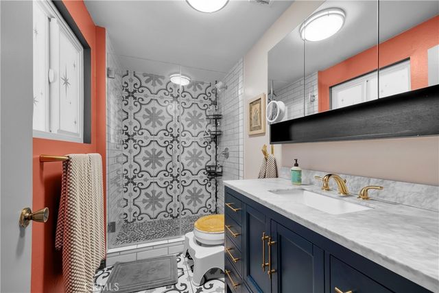 5341 Monterey, Los Angeles, CA 90042