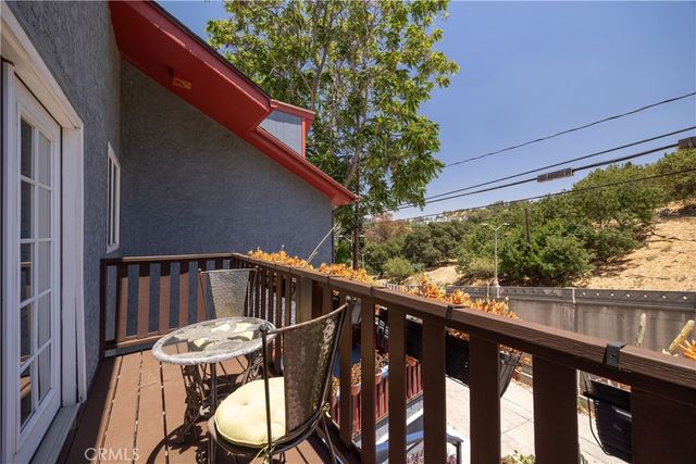 5341 Monterey, Los Angeles, CA 90042