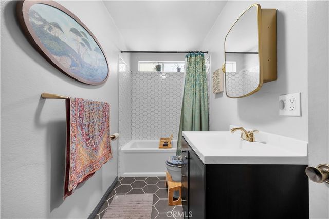 5341 Monterey, Los Angeles, CA 90042