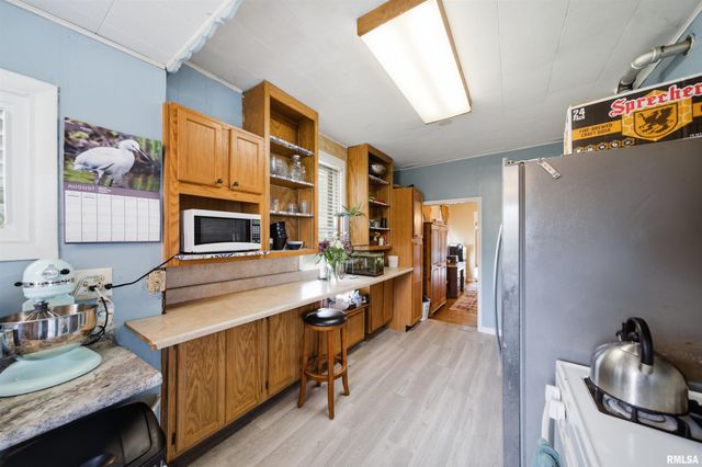 1117 E ROUSE Avenue, Peoria Heights, IL 61616