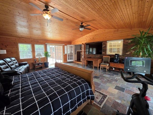 295 Pinedale Road, North Wilkesboro, NC 28659