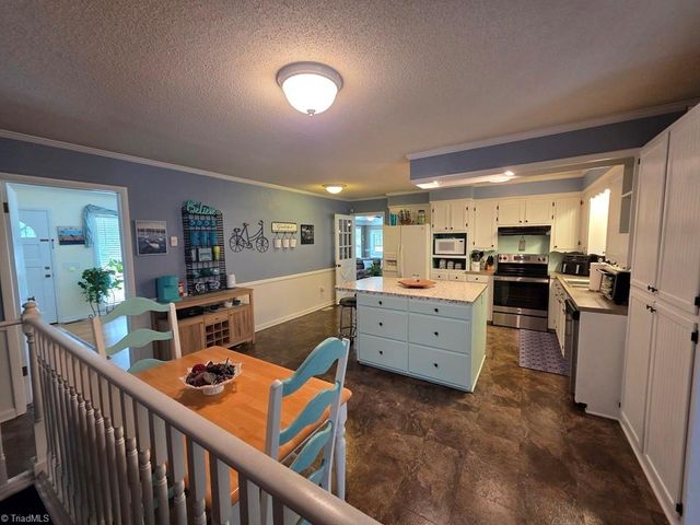 295 Pinedale Road, North Wilkesboro, NC 28659
