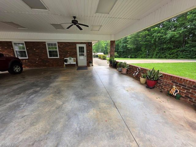 295 Pinedale Road, North Wilkesboro, NC 28659