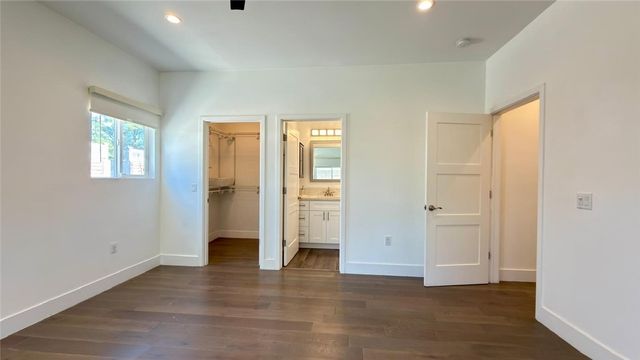 21224 W Rinaldi, Chatsworth, CA 91311