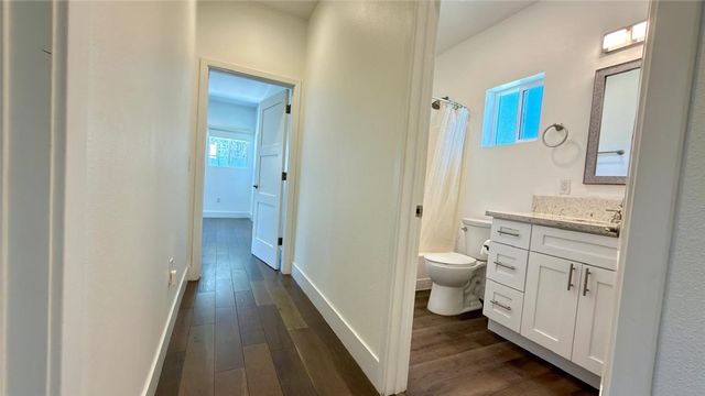 21224 W Rinaldi, Chatsworth, CA 91311