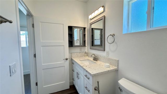 21224 W Rinaldi, Chatsworth, CA 91311