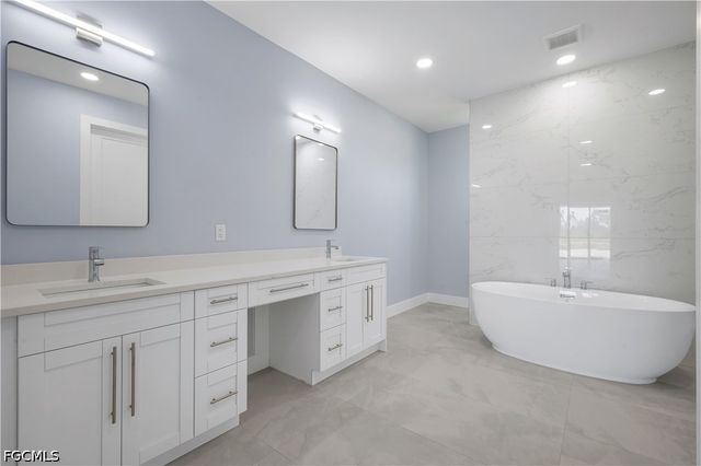 3808 NW 43rd PL, Cape Coral, FL 33993