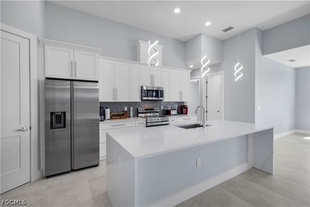 3808 NW 43rd PL, Cape Coral, FL 33993