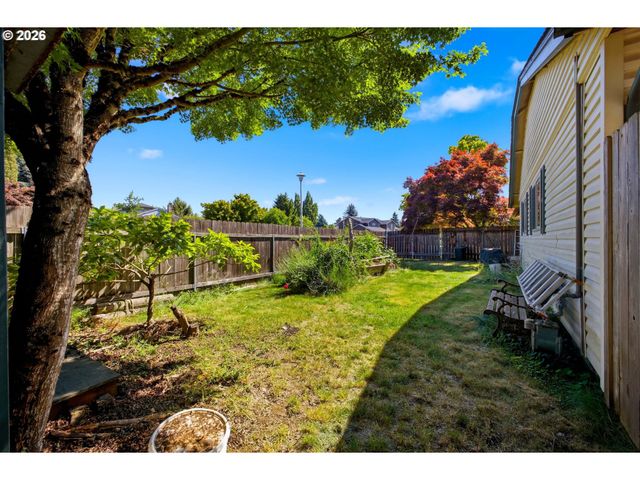 1500 Se PARK CREST Ave, Vancouver, WA 98683